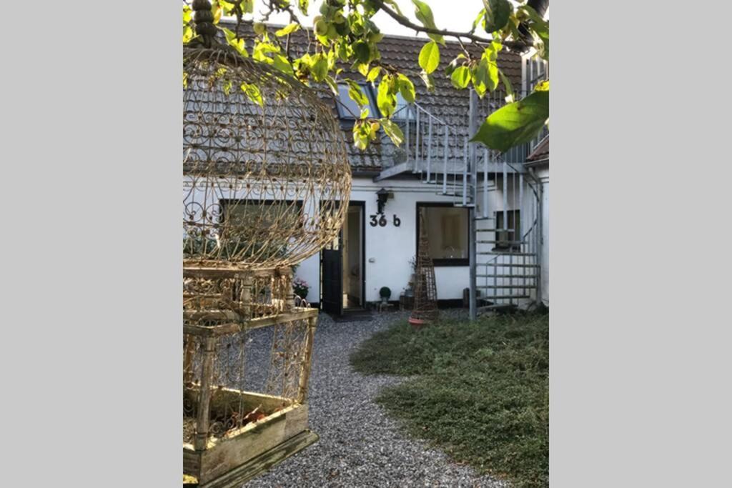 Appleflower Farm Retro Apartment Lillerod エクステリア 写真