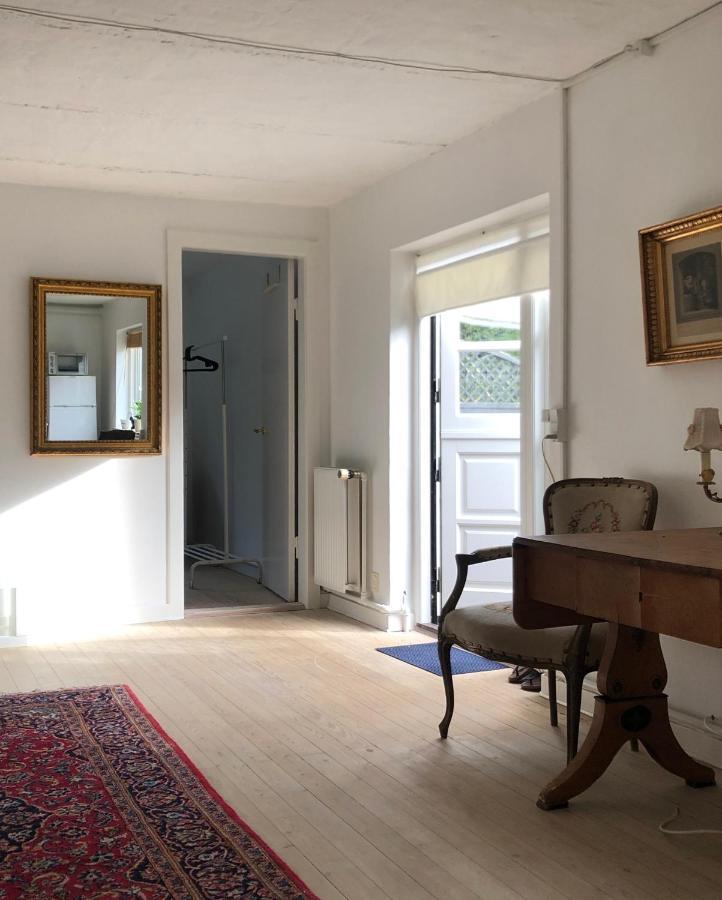 Appleflower Farm Retro Apartment Lillerod エクステリア 写真