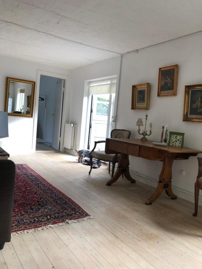 Appleflower Farm Retro Apartment Lillerod エクステリア 写真